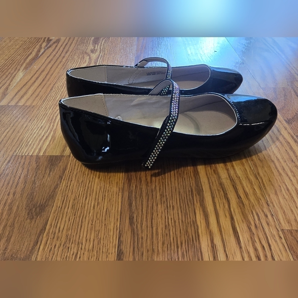 The Children's Place Glossy Black Dress Shoes - Picture 2 of 2